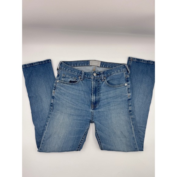 Everlane Straight Leg Light Wash Jeans - Picture 3 of 3